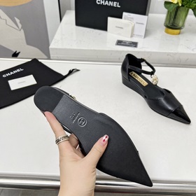 Высококачественные сандалии CHANEL 2024 с официального сайта Chan