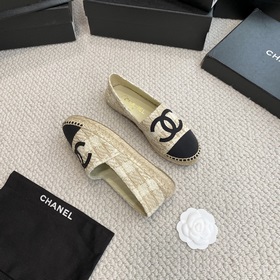 Chanel классические рыбацкие туфли в полной коллекции цвета хаки!