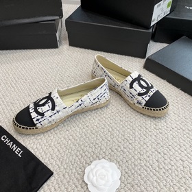 Chanel классические рыбацкие туфли в полной коллекции цвета хаки!