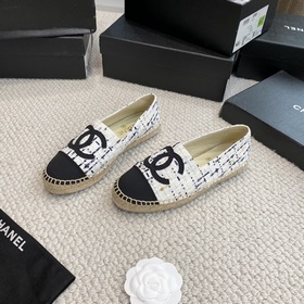 Chanel классические рыбацкие туфли в полной коллекции цвета хаки!