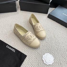 Chanel классические рыбацкие туфли в полной коллекции цвета хаки!