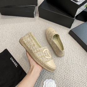 Chanel классические рыбацкие туфли в полной коллекции цвета хаки!