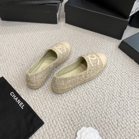Chanel классические рыбацкие туфли в полной коллекции цвета хаки!