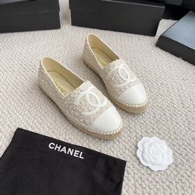 Chanel классические рыбацкие туфли в полной коллекции цвета хаки!