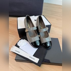 CHANEL 23K Mary Jane туфли-балетки в черно-белом цвете – классика