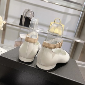 CHANEL Маленькая сумка 23 Новинка Классическая модель Серия туфел