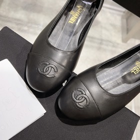CHANEL Маленькая сумка 23 Новинка Классическая модель Серия туфел
