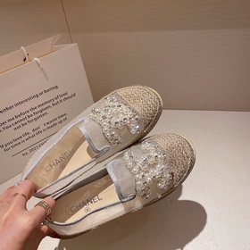 【Chanel】 Новые туфли-лодочки с жемчужными стразами. Лаконичный ве