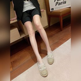 【Chanel】 Новые туфли-лодочки с жемчужными стразами. Лаконичный ве
