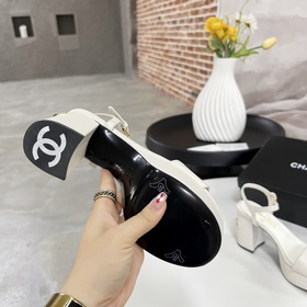 Высококачественные сандалии CHANEL 2024 с официального сайта Chan