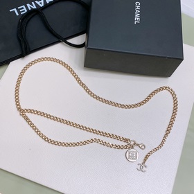 chanel 23 cc латунь золотистого цвета, металл и стразы, золото и 