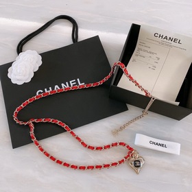 chanel Светло-золотистый металл, драгоценная смола и кожа теленк