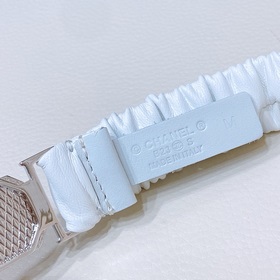 chanel 23s c стразы, квадратная застежка с логотипом, телячья кож