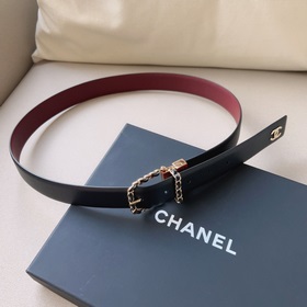 Оригинальная сумка Chanel из телячьей кожи, золотой металл и теля