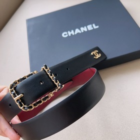 Оригинальная сумка Chanel из телячьей кожи, золотой металл и теля
