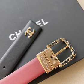 Оригинальная сумка Chanel из телячьей кожи, золотой металл и теля