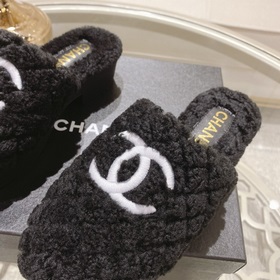Chanel – популярные тапочкиз натуральной кожи! Изысканные и милые