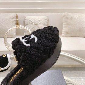 Chanel – популярные тапочкиз натуральной кожи! Изысканные и милые