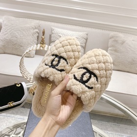 Chanel – популярные тапочкиз натуральной кожи! Изысканные и милые