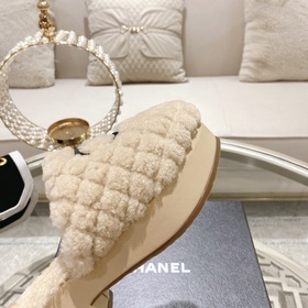 Chanel – популярные тапочкиз натуральной кожи! Изысканные и милые