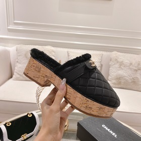 Chanel – популярные тапочкиз натуральной кожи! Изысканные и милые