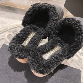Chanel – популярные тапочкиз натуральной кожи! Изысканные и милые