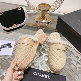 Chanel – популярные тапочкиз натуральной кожи! Изысканные и милые
