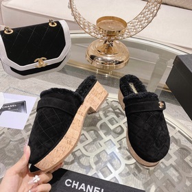 Chanel – популярные тапочкиз натуральной кожи! Изысканные и милые