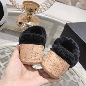 Chanel – популярные тапочкиз натуральной кожи! Изысканные и милые