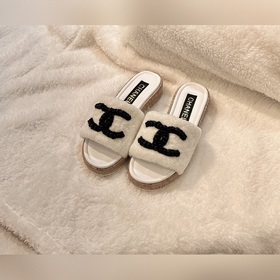 Chanel Chanel Новая коллекция 23ss от Chanel： тапочкиз шерсти, 