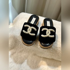 Chanel Chanel Новая коллекция 23ss от Chanel： тапочкиз шерсти,
