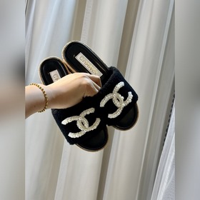 Chanel Chanel Новая коллекция 23ss от Chanel： тапочкиз шерсти, 