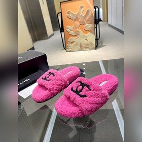 Chanel Новейшие шерстяные тапочкиз серии «Маленький Шанель»... П