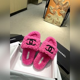 Chanel Новейшие шерстяные тапочкиз серии «Маленький Шанель»... П