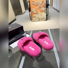 Chanel Новейшие шерстяные тапочкиз серии «Маленький Шанель»... П