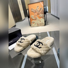 Chanel Новейшие шерстяные тапочкиз серии «Маленький Шанель»... П