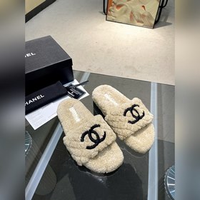Chanel Новейшие шерстяные тапочкиз серии «Маленький Шанель»... П