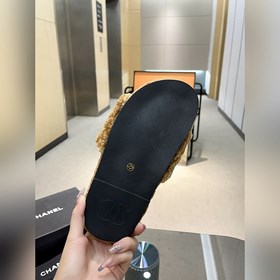 Chanel Новейшие шерстяные тапочкиз серии «Маленький Шанель»... П