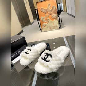 Chanel Новейшие шерстяные тапочкиз серии «Маленький Шанель»... П
