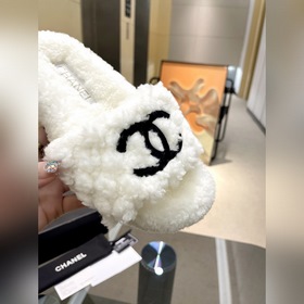 Chanel Новейшие шерстяные тапочкиз серии «Маленький Шанель»... П