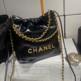 Chanel Новая модель весна-лето 2023 mini 22bag Такая же блестяща