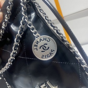 Chanel Новая модель весна-лето 2023 mini 22bag Такая же блестяща