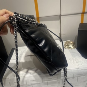 Chanel Новая модель весна-лето 2023 mini 22bag Такая же блестяща