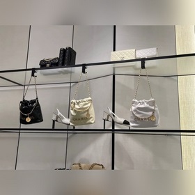 Chanel 3980 белый/золотой Сумка, которая занимает особое место в 
