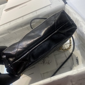 Chanel Новая модель весна-лето 2023 mini 22bag Такая же блестяща
