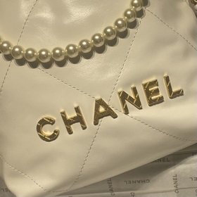 Chanel Новая модель весна-лето 2023 mini 22bag Такая же блестяща