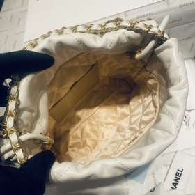 Chanel Новая модель весна-лето 2023 mini 22bag Такая же блестяща