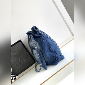 В наличии CHANEL Новейшая сумка-пакет 22 из денима Джинсовая ткан