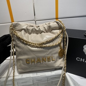 Новый цвет от Chanel! Элегантная и привлекательная новая модель в