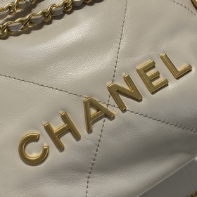Новый цвет от Chanel! Элегантная и привлекательная новая модель в